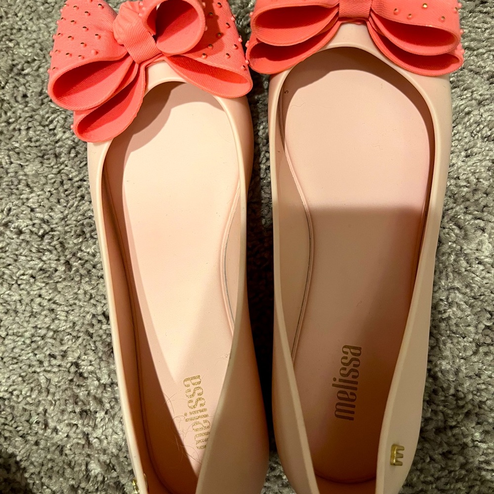 Melissa brand size 6 ballet bow slip ons.